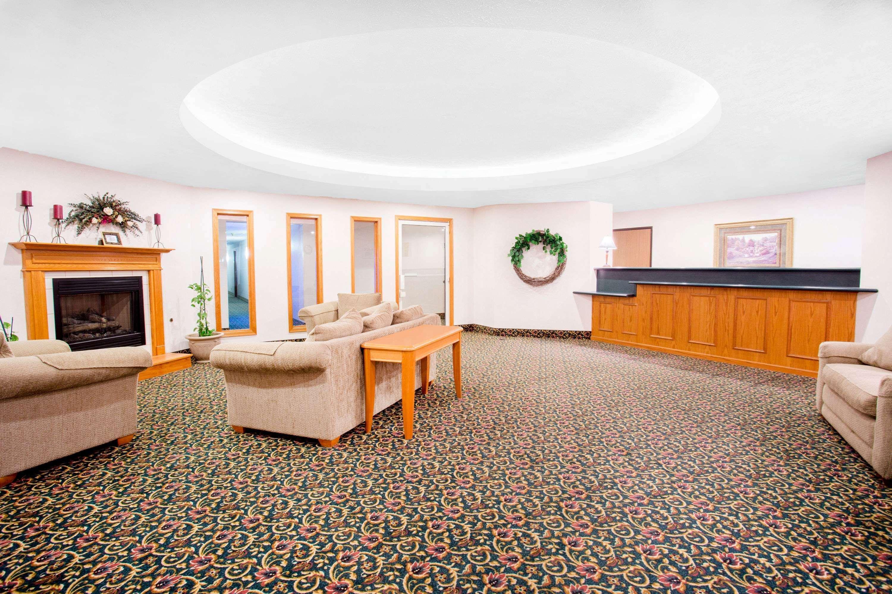 Burgundy Inn & Suites By Oyo El Paso Extérieur photo