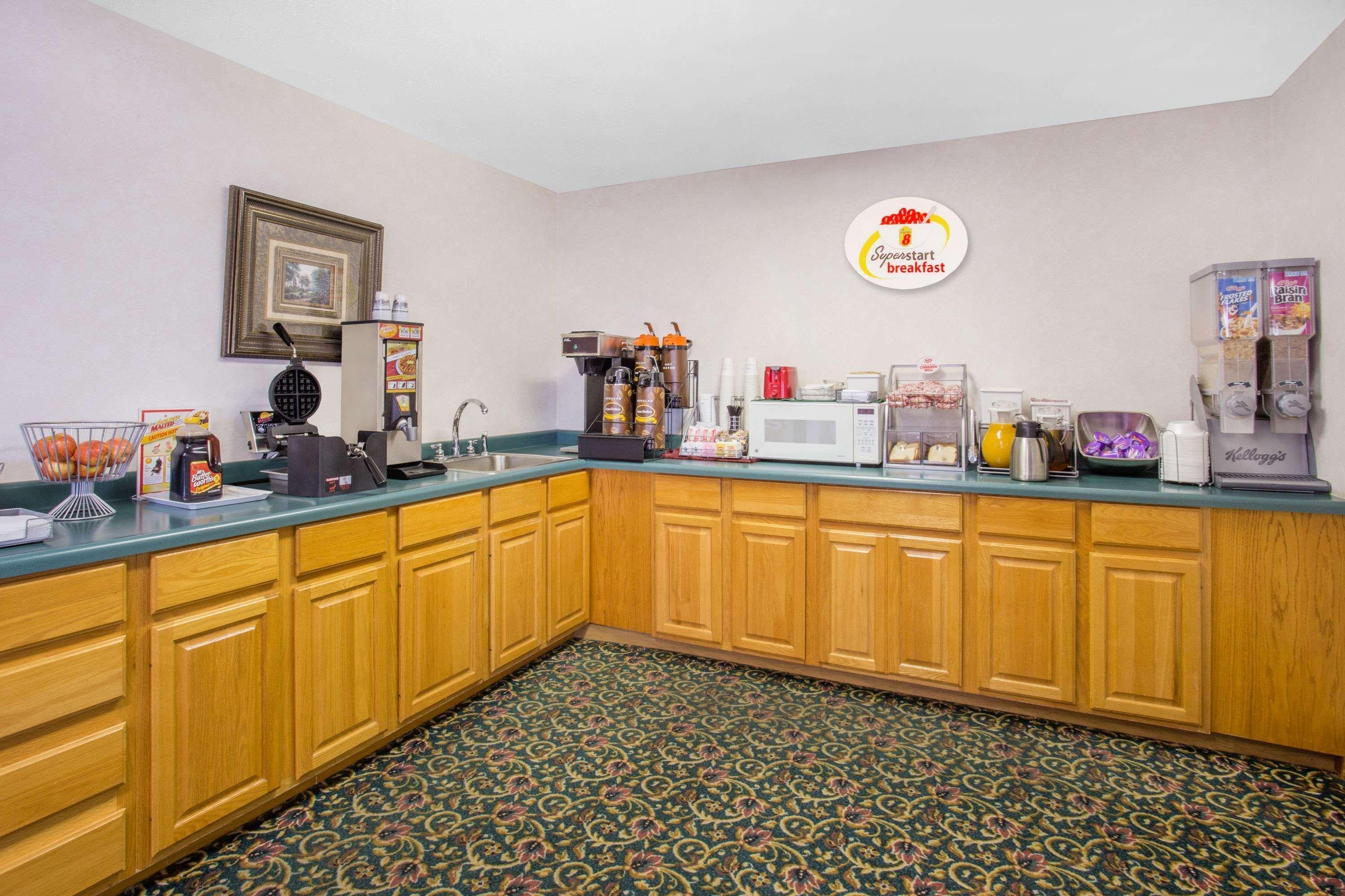 Burgundy Inn & Suites By Oyo El Paso Extérieur photo