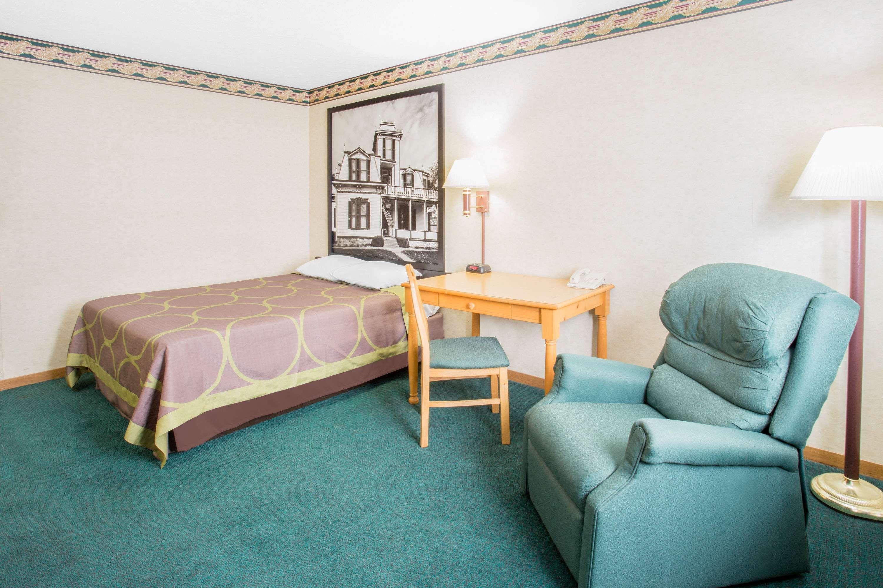 Burgundy Inn & Suites By Oyo El Paso Extérieur photo